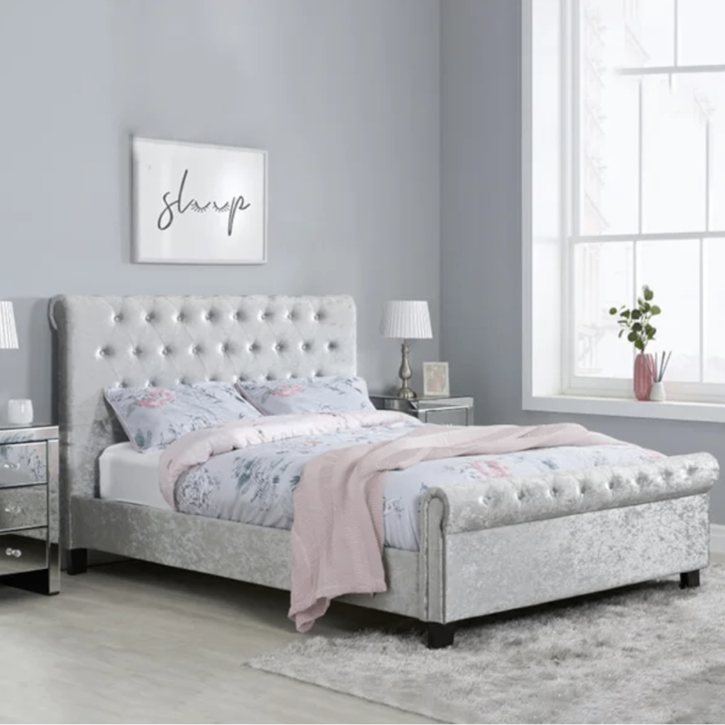 Valdivia Luxury Velvet Tufted Bed Frame - Modern Upholstered Platform Bed by Bahoo Interior UAE